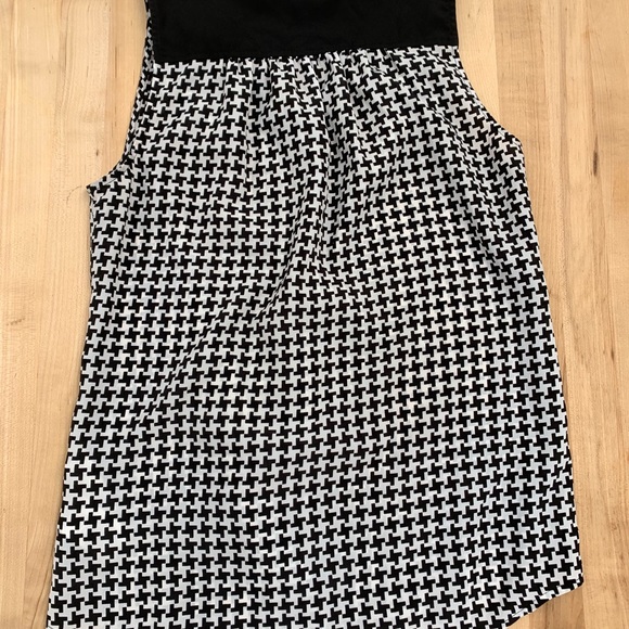 Michael kors top - Picture 2 of 3